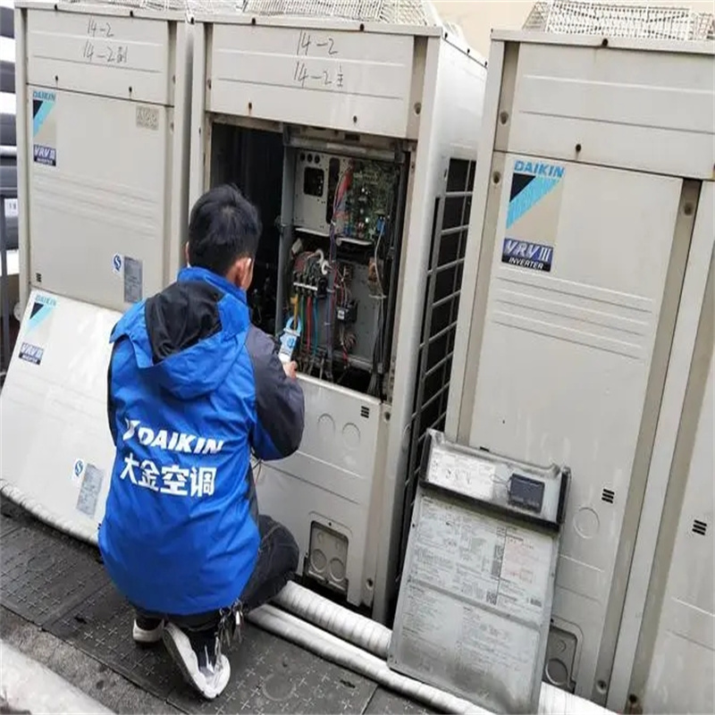 深圳龙岗南联柜机空调跳闸故障维修