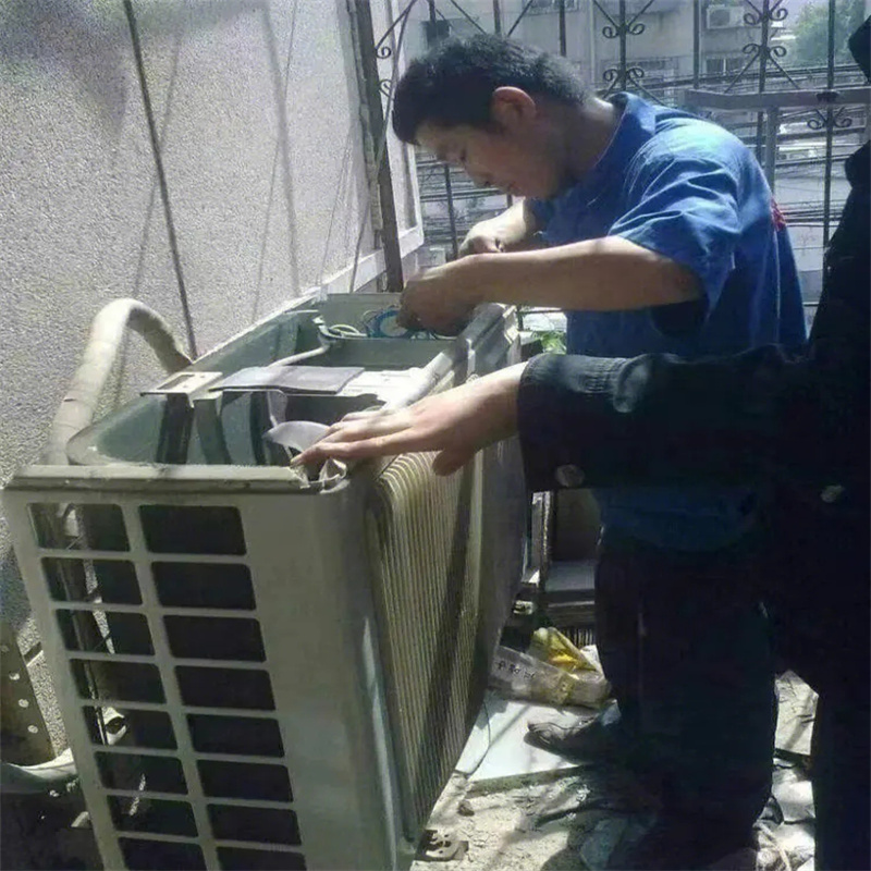 深圳龙岗南联空调内机漏水上门维修大概多少钱